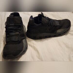 On Cloud Running Men's Black Athletic Shoes
